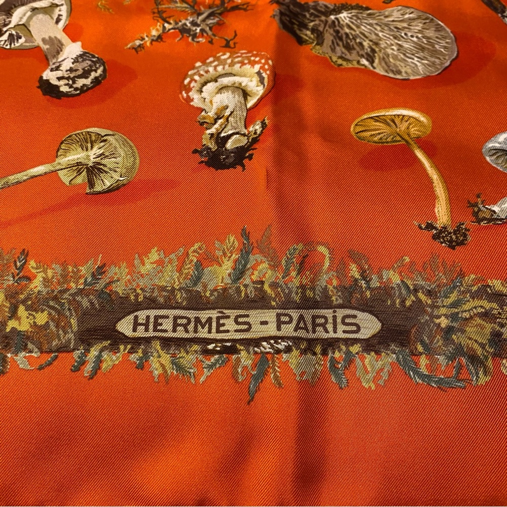 Hermes silk scarf “Les Champignons” orange.